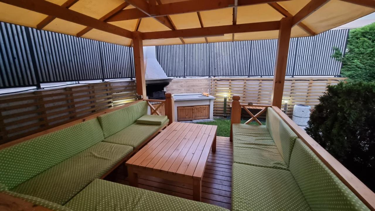 Apartment In Evargreen Complex With Terrace Varna Esterno foto
