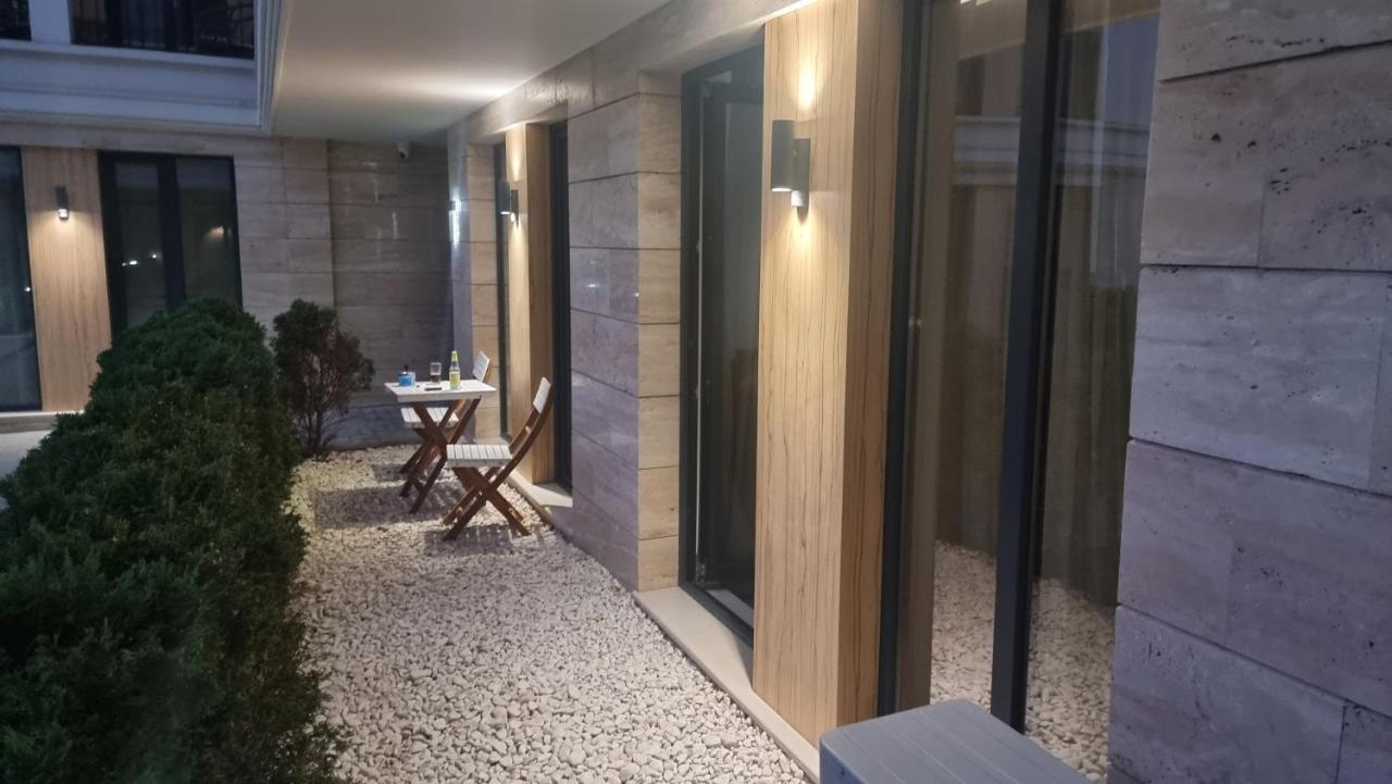 Apartment In Evargreen Complex With Terrace Varna Esterno foto