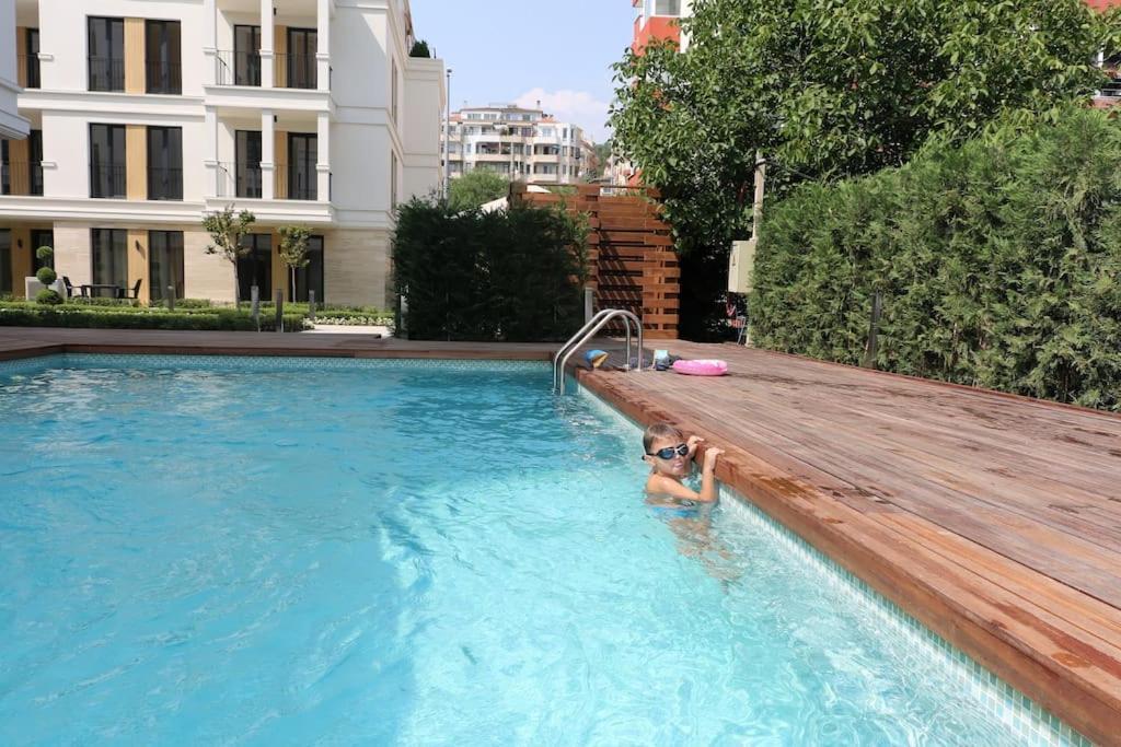 Apartment In Evargreen Complex With Terrace Varna Esterno foto