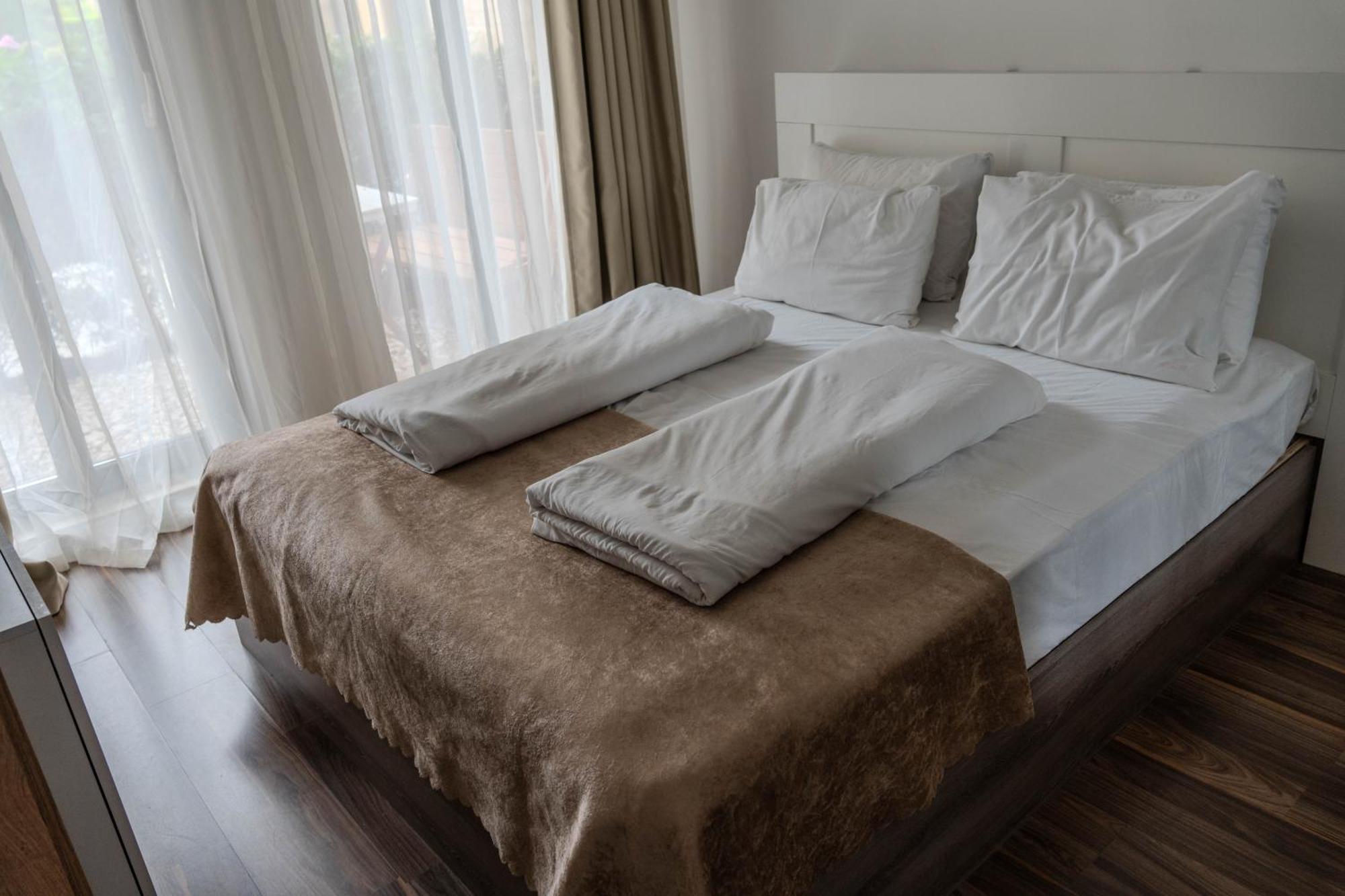Apartment In Evargreen Complex With Terrace Varna Esterno foto