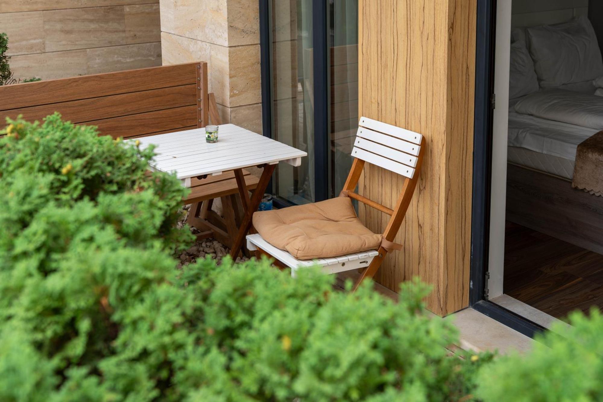 Apartment In Evargreen Complex With Terrace Varna Esterno foto